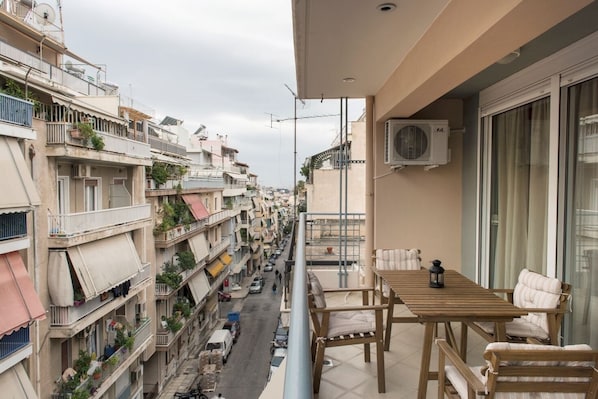 Appartement, 3 chambres | Balcon