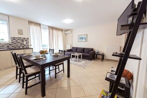 Apartment, 3 Bedrooms | Living area | 20-inch flat-screen TV with cable channels, Smart TV - Magnificent 101m² homm Apartment, 4th (Athens)