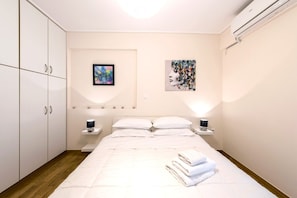 Apartment, 3 Bedrooms | 3 bedrooms, desk, laptop workspace, free WiFi - Magnificent 101m² homm Apartment, 4th (Athens)