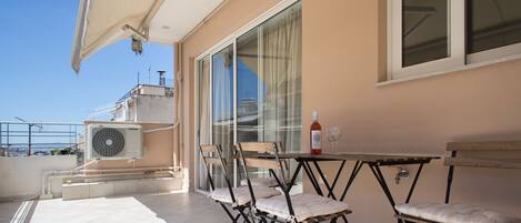 Apartment, 3 Bedrooms | Balcony