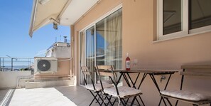 Balcony - Magnificent 100m² homm Penthouse, Lycabettus View (Athens)