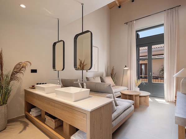 Loft Deluxe | Área de sala de estar | Televisión de pantalla plana, Netflix y servicios de streaming