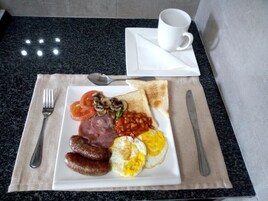 Desayuno inglés diario (ZAR 100.00 por persona)