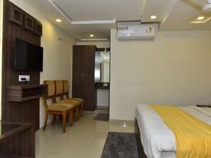 Deluxe Ac Room