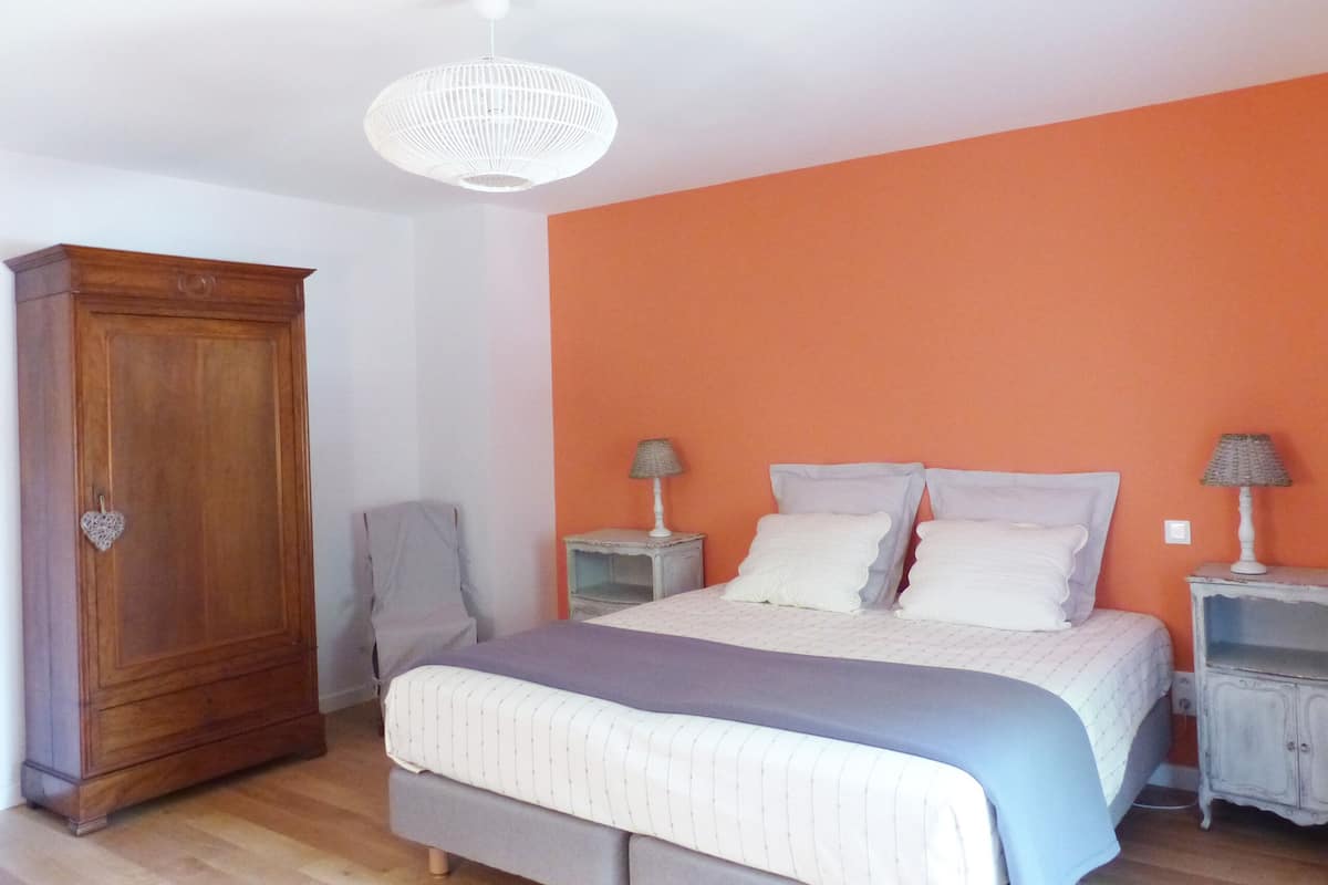 Double Room (Les Eschirous)