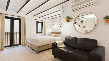 Zimmersafe, Bügeleisen/Bügelbrett, kostenloses WLAN, Bettwäsche