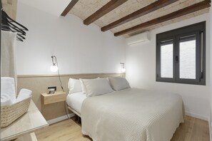 2 Schlafzimmer, Zimmersafe, Bügeleisen/Bügelbrett, kostenloses WLAN