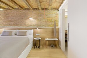 1 habitación y caja de seguridad en la habitación 