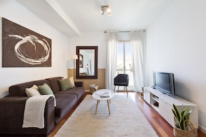 TV - Comfortable and central apartment in Plaza Catalunya (Barcelona)