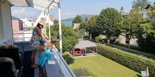 Apartment with a beautiful view of Lake Wörthersee - Monet