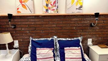 2 dormitorios, cuna de viaje, wifi gratis y ropa de cama