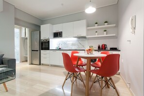 Apartment, 1 Bedroom | Private kitchen