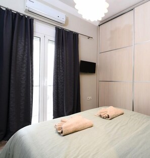 公寓, 1 间卧室 | 1 多间卧室、办公桌、笔记本电脑工作区、熨斗/熨衣板