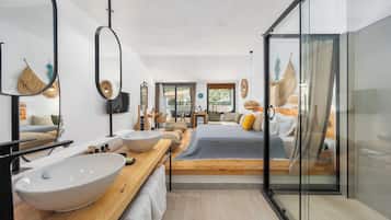 Penthouse Suite | Minibar, värdeförvaringsskåp på rummet och individuell inredning
