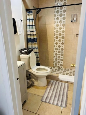 Hair dryer, towels