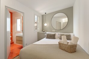 2 slaapkamers, een kluis op de kamer, een strijkplank/strijkijzer