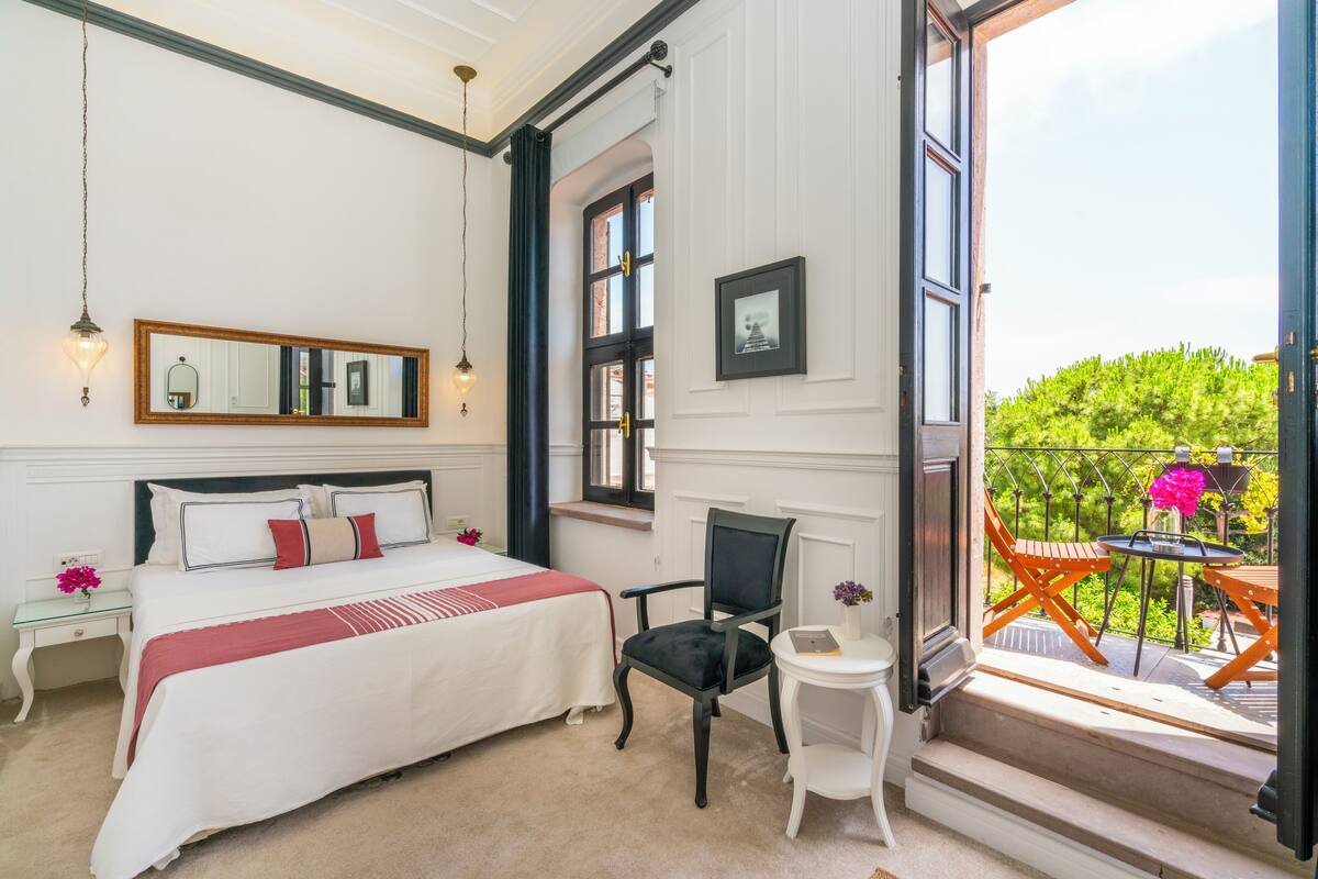 Premium Double Room Balcony Sea view | Sengetøy i egyptisk bomull, sengetøy av topp kvalitet og dundyner