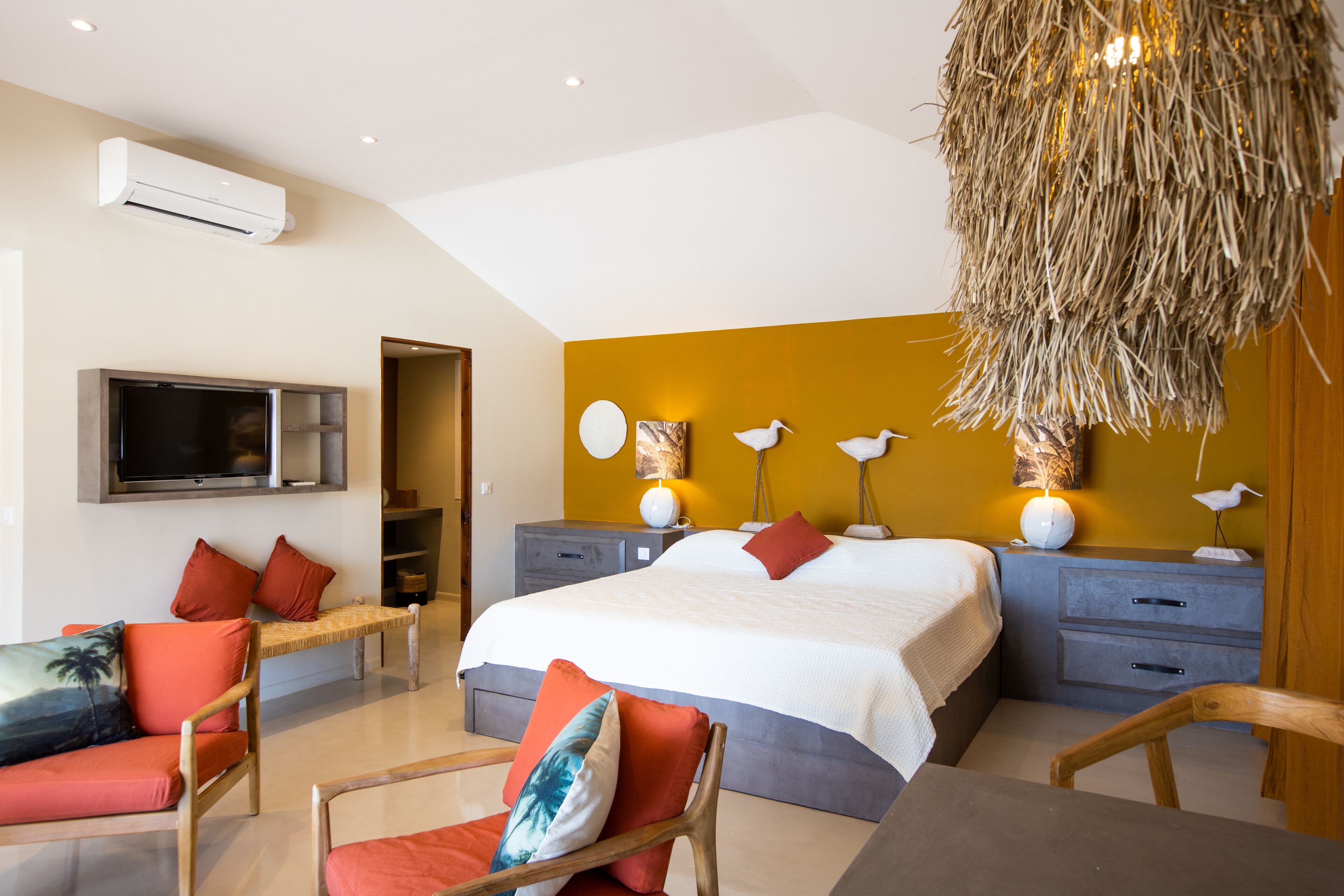 Habitació Deluxe, vistes al mar | Roba de llit d'alta qualitat i matalassos de la marca Select Comfort 