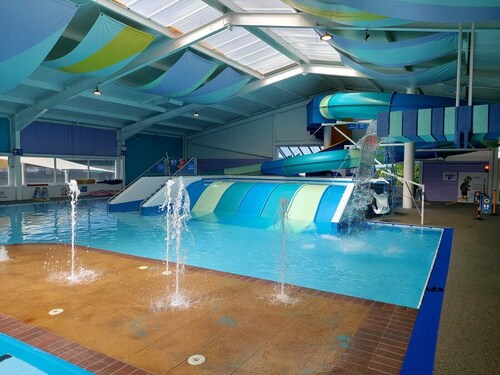 Jonstone Pines Lodge at Cayton Bay Holiday Park