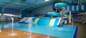 Jonstone Pines Lodge at Cayton Bay Holiday Park