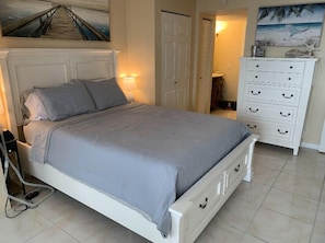 1 chambre, fer et planche Ă repasser, Wi-Fi gratuit, draps fournis