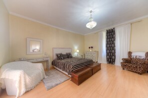 3 chambres, fer et planche Ă repasser, Wi-Fi gratuit, draps fournis