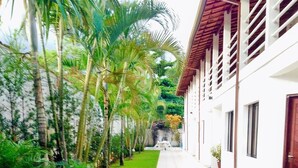 Garden - Seaway Flats (Caraguatatuba)