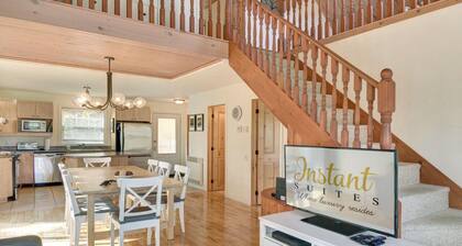 The Golf and Mountain View Retreat by Instant Suites