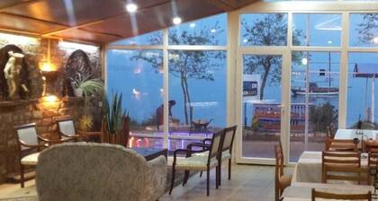 Mete Otel