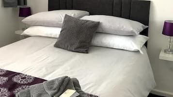 Roupas de cama premium, individualmente decorados