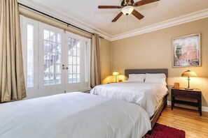 4 Schlafzimmer, Bügeleisen/Bügelbrett, WLAN, Bettwäsche