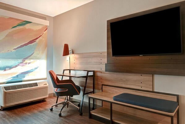 Free WiFi, bed sheets - Tru By Hilton Albuquerque North I-25 (Albuquerque)