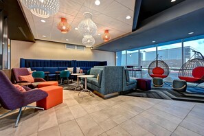 Lobby - Tru By Hilton Albuquerque North I-25 (Albuquerque)