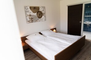 4 bedrooms, WiFi, bed sheets - A large holiday home with a lot of space in the garden (Nordstrand)