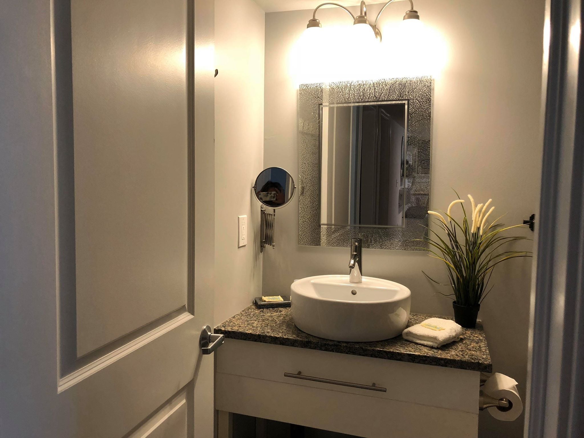 basic apartment | bathroom | hair dryer, towels, soap, shampoo