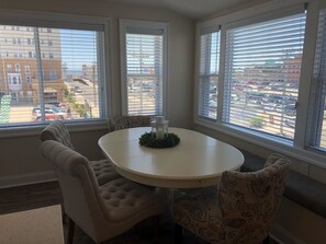 Premium Apartment | Living area | Flat-screen TV - Ocean Manor Inn (Ocean City)