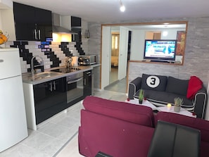 Interior - Cosy accommodation near Paris and Disneyland (Villiers-sur-Marne)