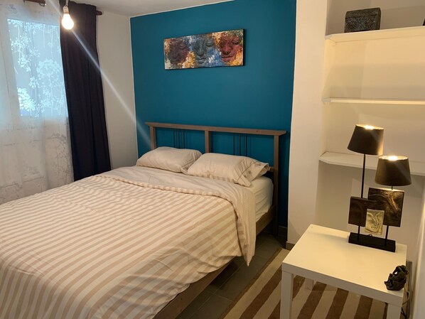 2 bedrooms, iron/ironing board, travel cot, free WiFi - Cosy accommodation between Paris and Disneyland (Villiers-sur-Marne)