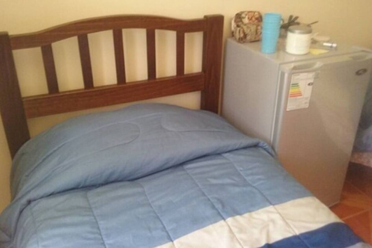 Decoración personalizada, muebles diferentes y wifi gratis