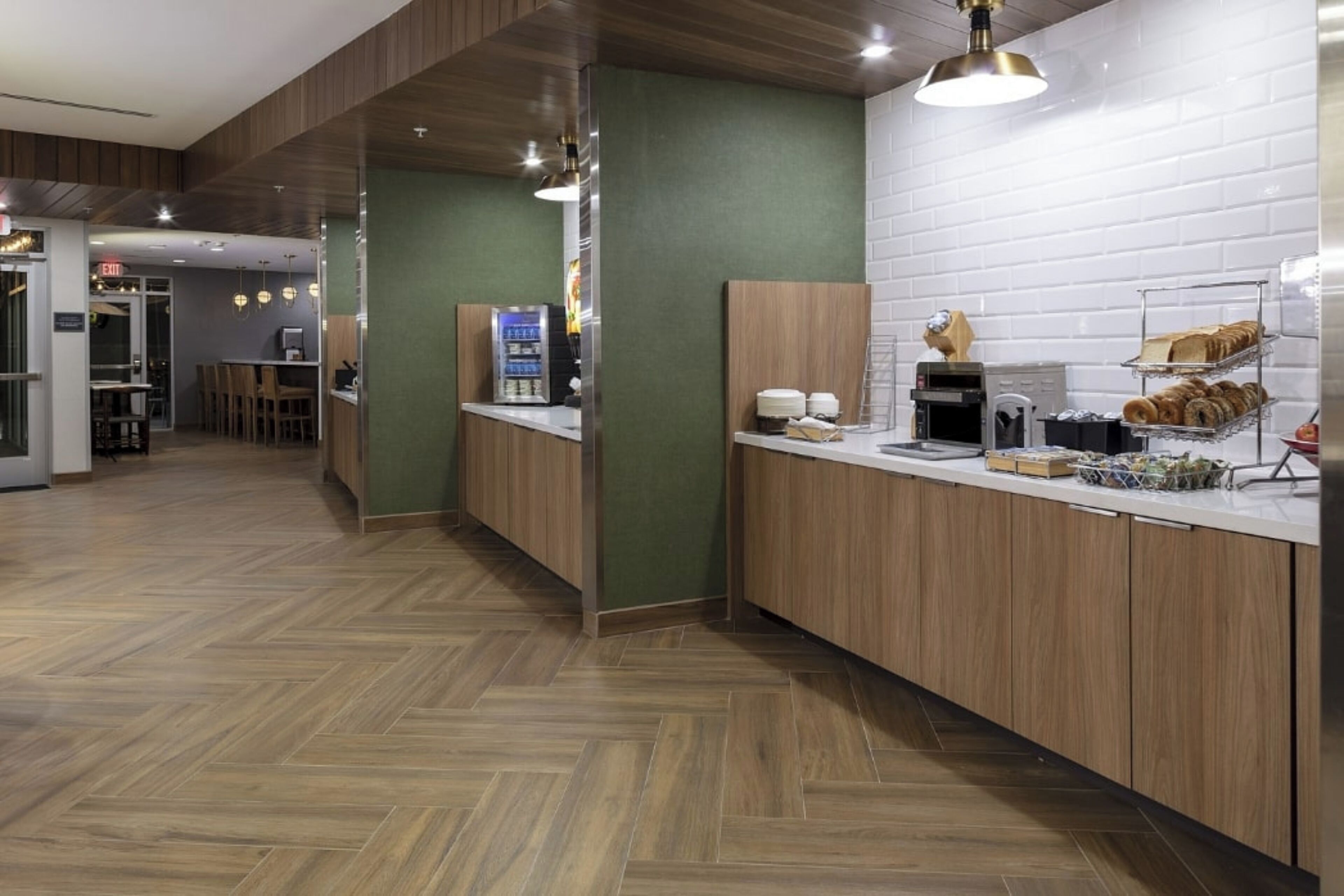 free daily continental breakfast