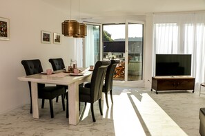 Comfort Apartment | In-room dining - Über den Dächern von Luzern (Lucerne)