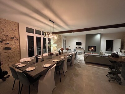 L’Oliviade- Farm house in the heart of the French countryside 