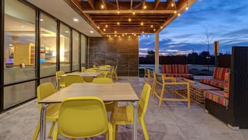 Terrasse/gårdhave
