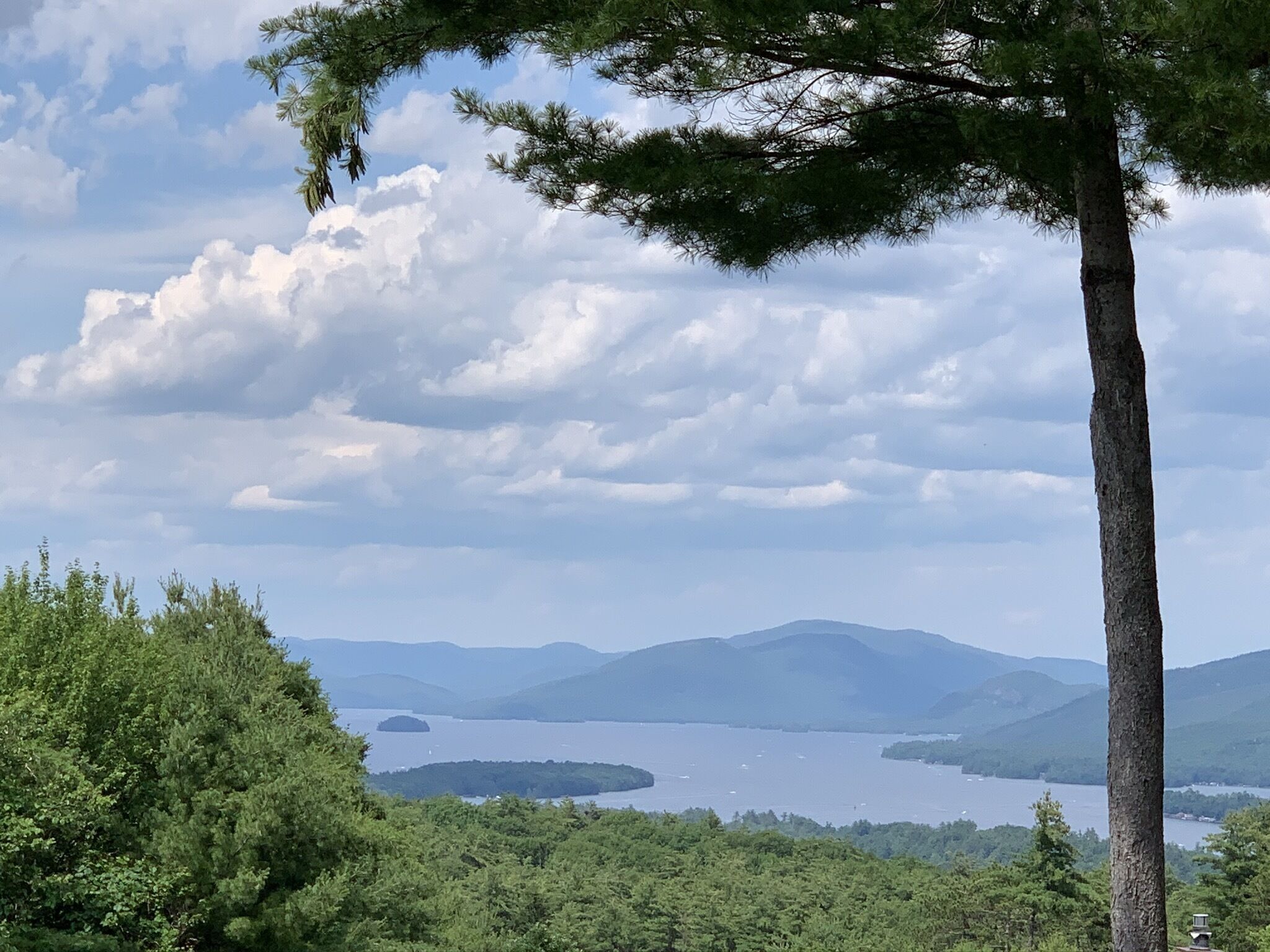 Swim, Golf, Ski, Stay!. Meant2B@Lake George has it all!