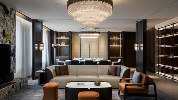 Premium bedding, down comforters, minibar, in-room safe