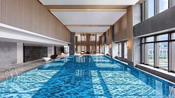 Indoor pool, lifeguards on site