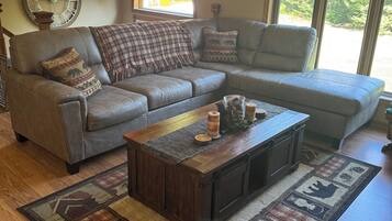 Smart TV, fireplace, printers