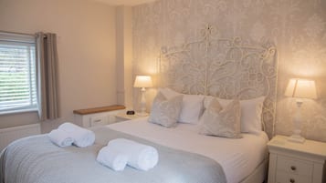 Family Cottage, Private Bathroom | 3 bedrooms