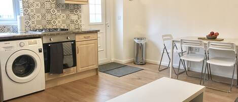 디럭스 아파트, 전용 욕실 | 기타