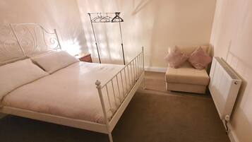 Apartment, Private Bathroom | 1 bedroom